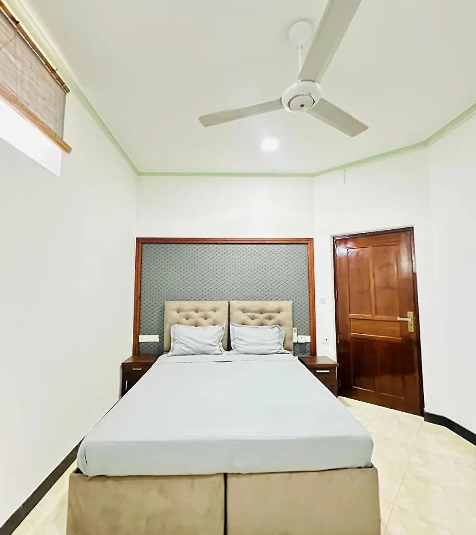 Millennium Luxury Apartments Negombo 0*,